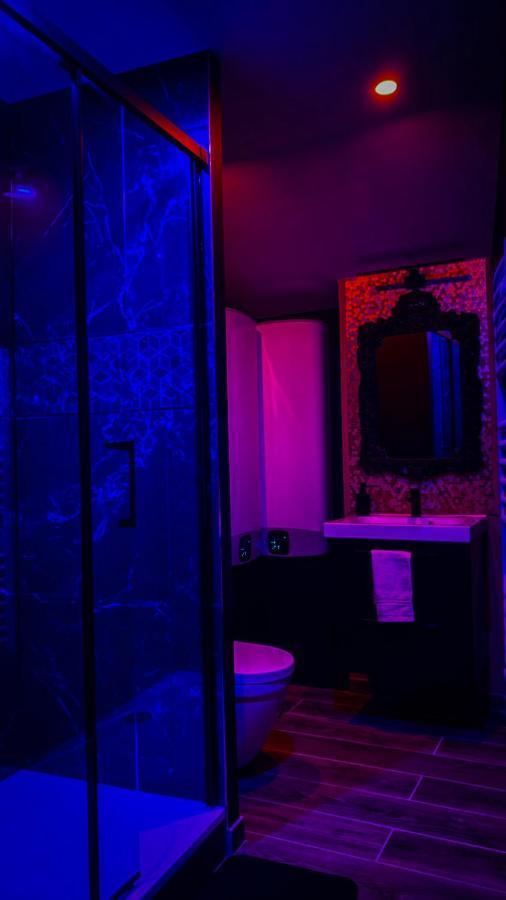 Nouveau - Luxure - Secret Suite - Jacuzzi Melun Luaran gambar